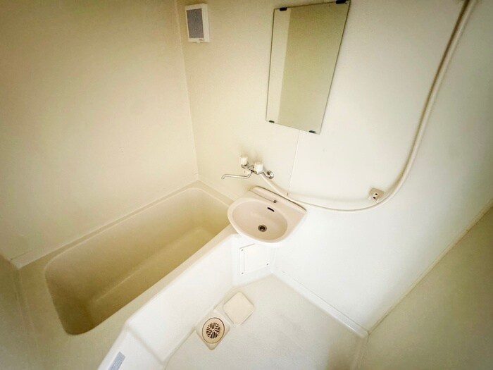 ファーストクラス鶴ケ峰(303)の物件内観写真