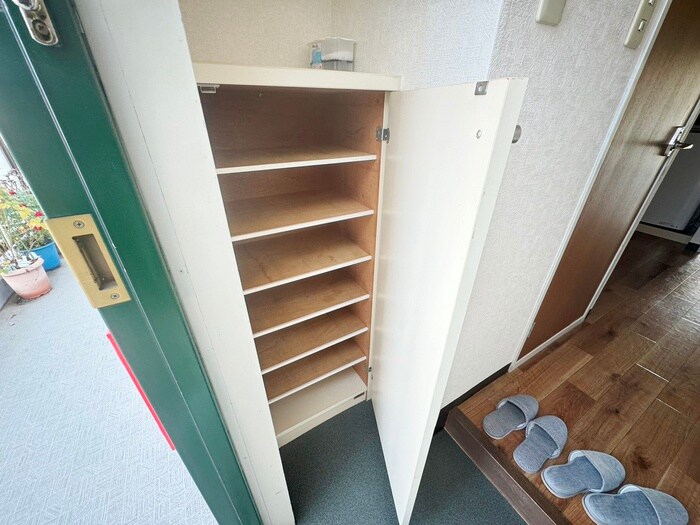 ファーストクラス鶴ケ峰(303)の物件内観写真