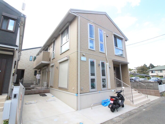 カルム３の物件外観写真