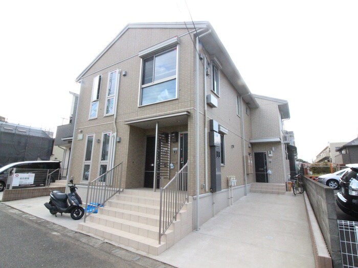 カルム３の物件外観写真