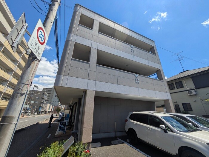 アイリスハイムの物件外観写真