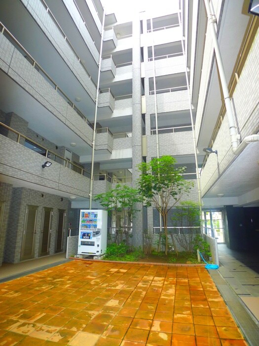 ラ・フォーレ21の物件外観写真