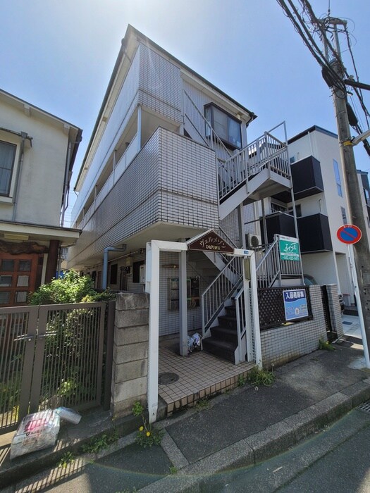 ヴェルメゾンひばりヶ丘の物件外観写真