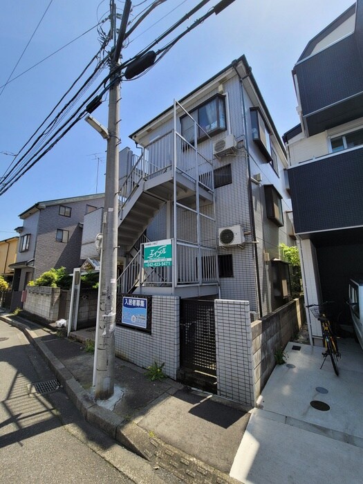 ヴェルメゾンひばりヶ丘の物件外観写真