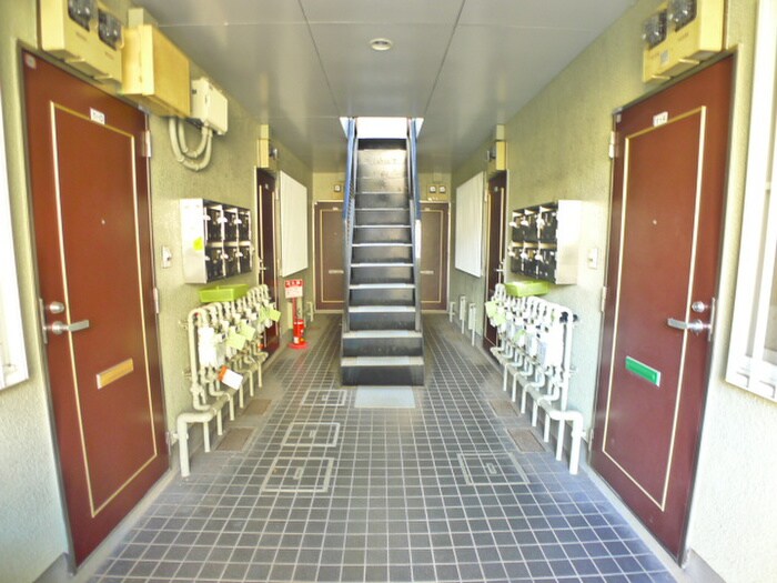 ＳＴバードの物件外観写真