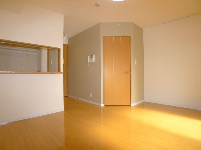 ウィッシュ・スクエア・イーストの物件内観写真