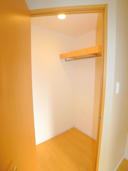 ウィッシュ・スクエア・イーストの物件内観写真