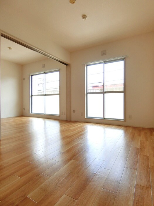 ヤマダマンションの物件内観写真