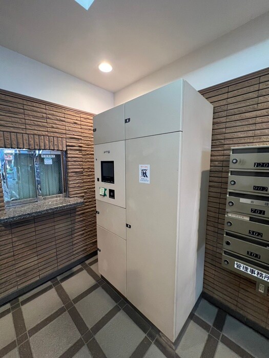 ｱｰﾙｳﾞｪｰﾙ三鷹中央通り(302)の物件外観写真