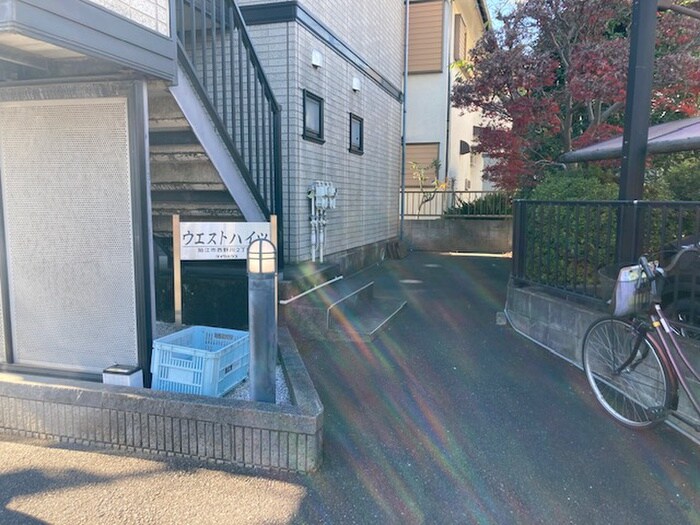 ウエストハイツの物件外観写真