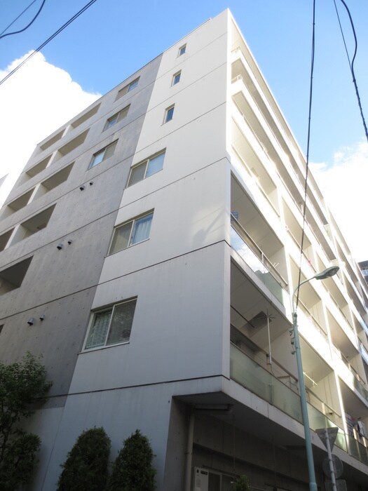 レジディア新川(101)の物件外観写真