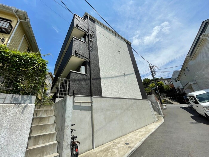 DEN生田の物件外観写真