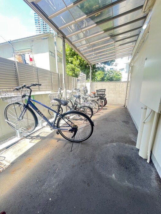 ベラパルト三田(206)の物件外観写真