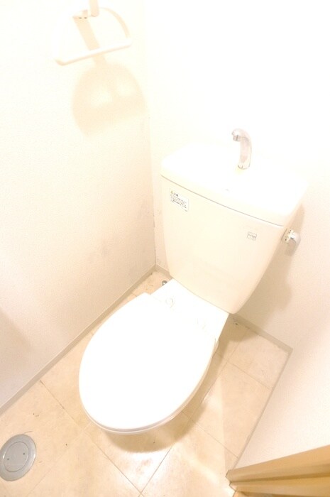 ロイヤル・クレストの物件内観写真