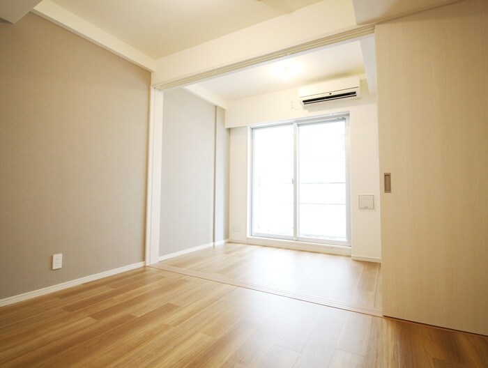 レジディア新川(215)の物件内観写真