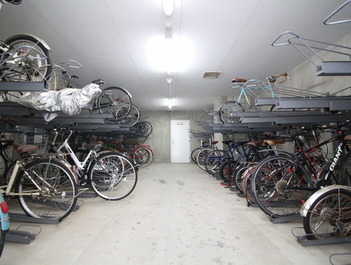 レジディア新川(215)の物件外観写真