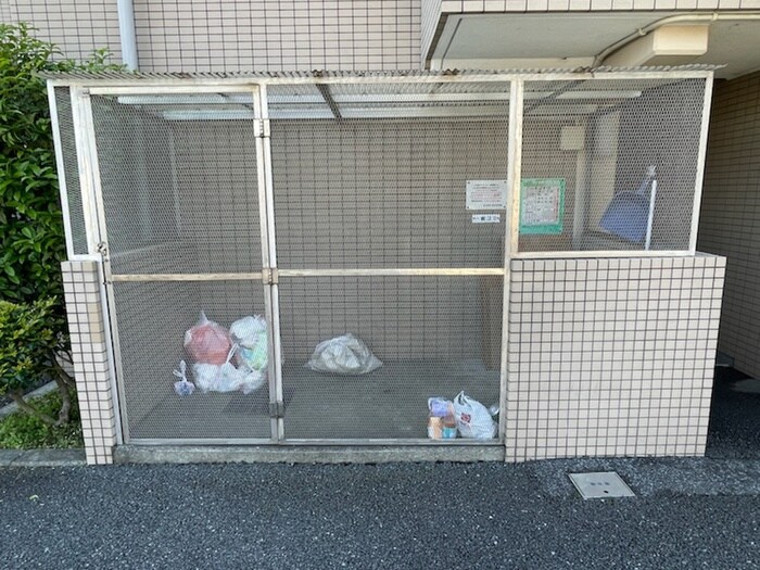 グラントゥ－ルスの物件外観写真