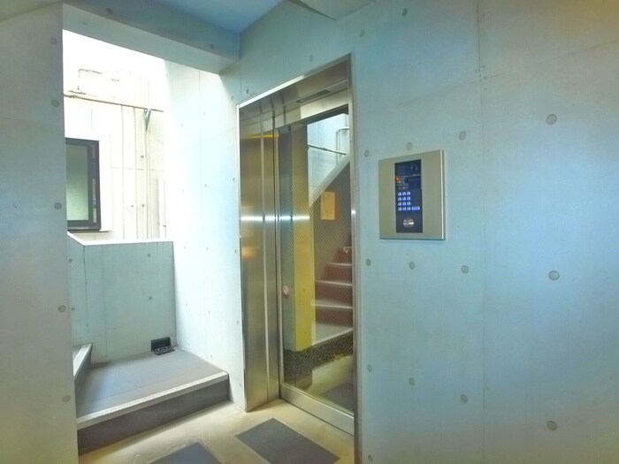 Ｌｉｌｙ´ｓ　Ｇａｒｄｅｎの物件外観写真