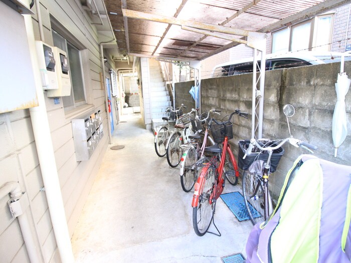 小熊コ－ポの物件外観写真