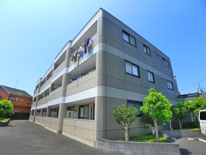 イ－ストリッチの物件外観写真