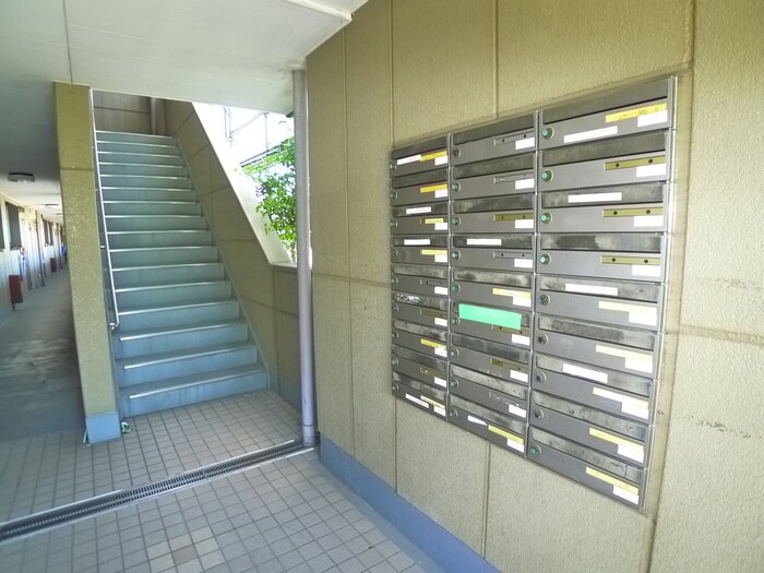 イ－ストリッチの物件外観写真