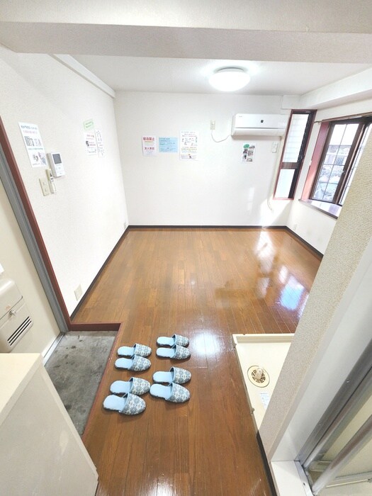 ビバリ－ヒルズＡの物件内観写真