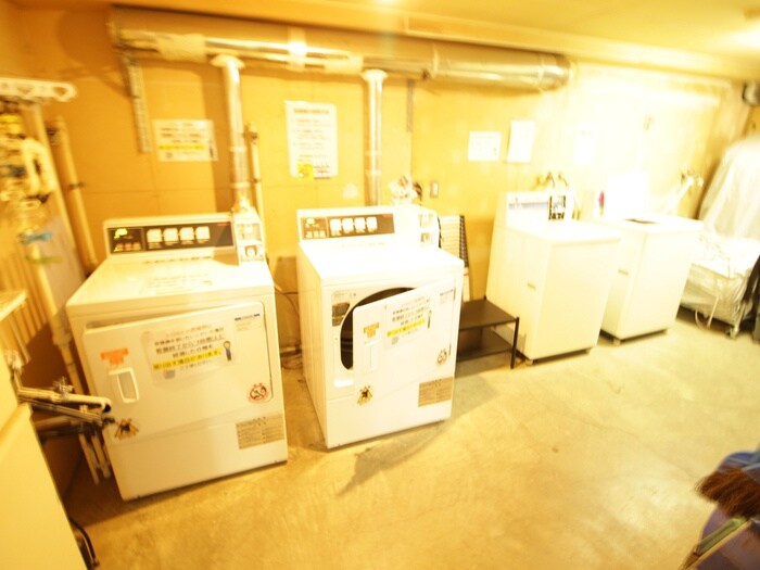 ビバリ－ヒルズＣの物件外観写真