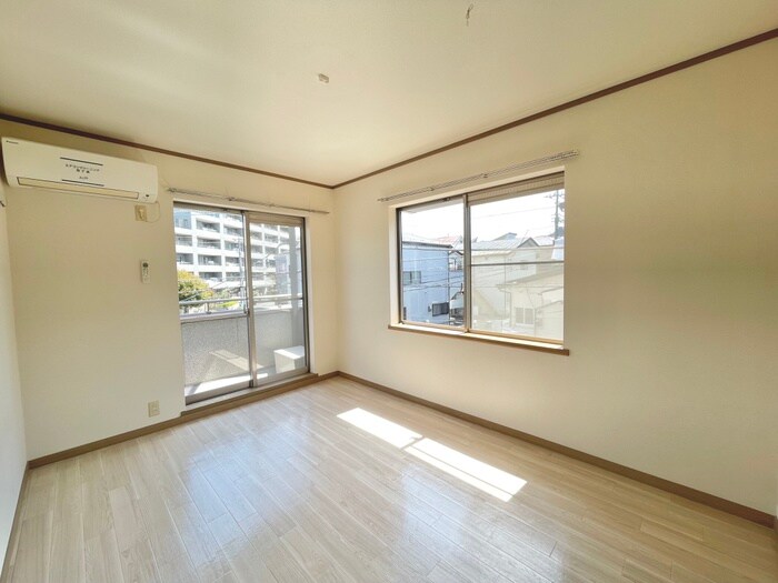 ファミール飛鳥の物件内観写真