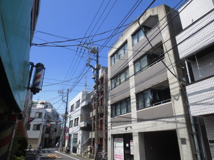 ヴァンヴェ－ル学芸大学の物件外観写真