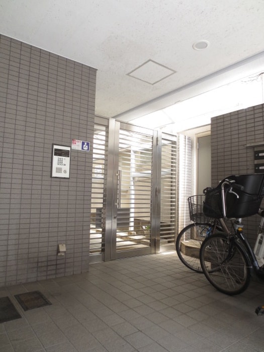 ヴァンヴェ－ル学芸大学の物件外観写真