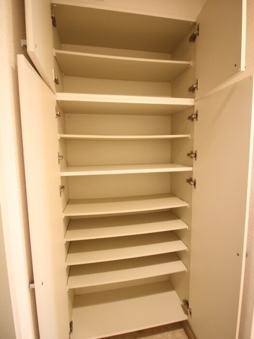 レジディア新川(405)の物件内観写真