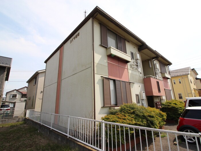 ハイツ石塚の物件外観写真