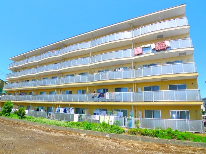 エータイマンションの物件外観写真