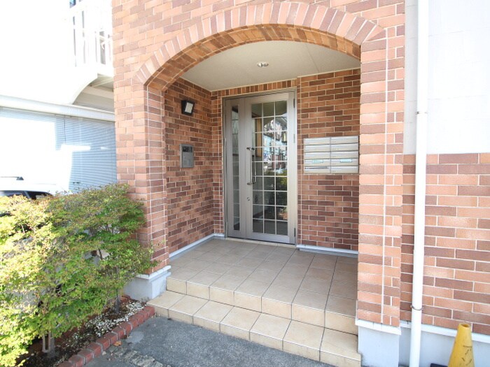 ビラ堀ノ内の物件外観写真