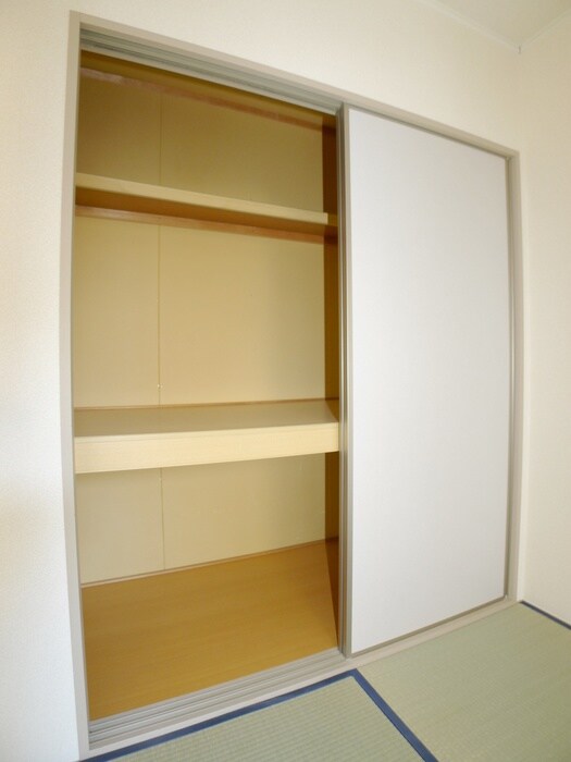 ファミーユ高砂の物件内観写真