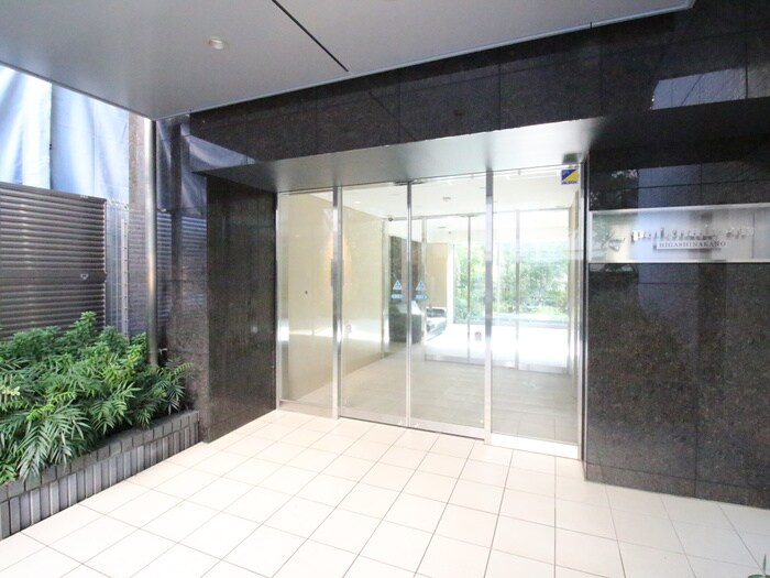 アプリーレ東中野の物件外観写真