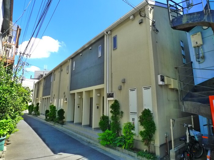 ピノーラの物件外観写真