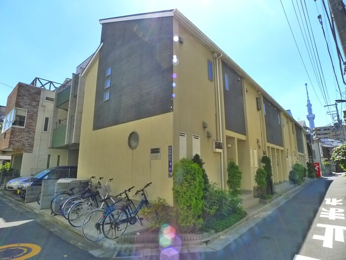 ピノーラの物件外観写真