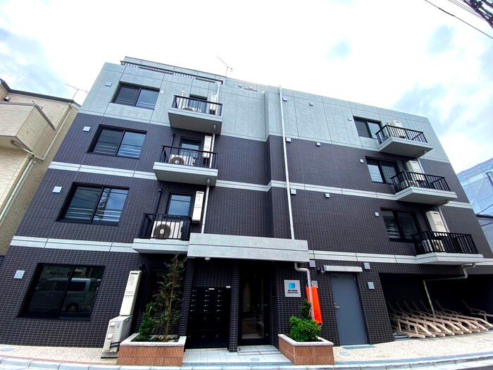 ウェルスクエア西新宿五丁目の物件外観写真