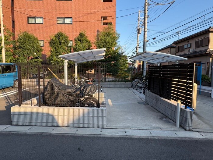 Ｃｈｌｏｒｉｓの物件外観写真