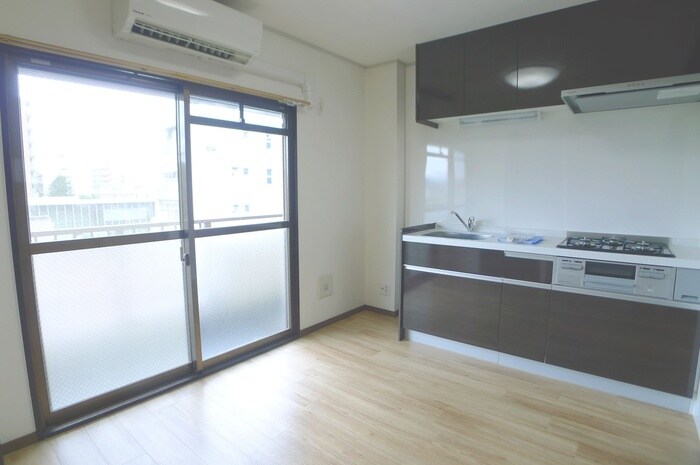 アーク春雨橋Ｂ棟の物件内観写真