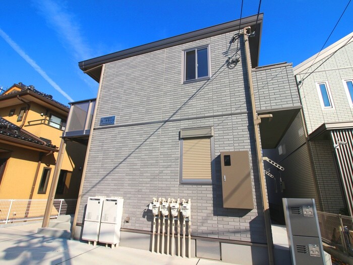 ラ・クラッソの物件外観写真