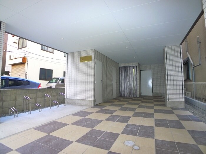 Ｒｅｇｕｌｕｓ三ノ輪の物件外観写真