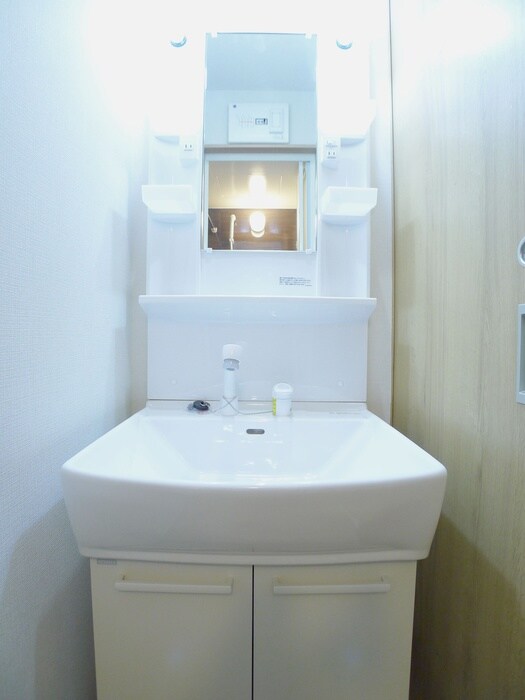 Ｒｅｇｕｌｕｓ三ノ輪の物件内観写真