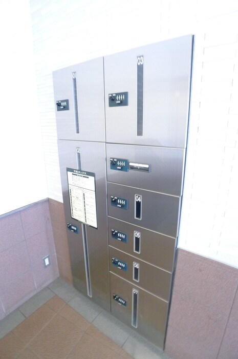 ペルテ市川Ⅱの物件外観写真