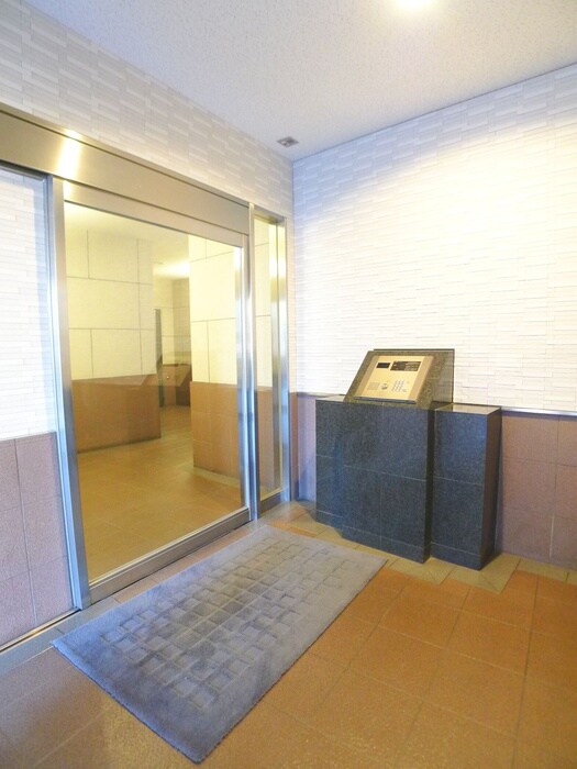 ペルテ市川Ⅱの物件外観写真