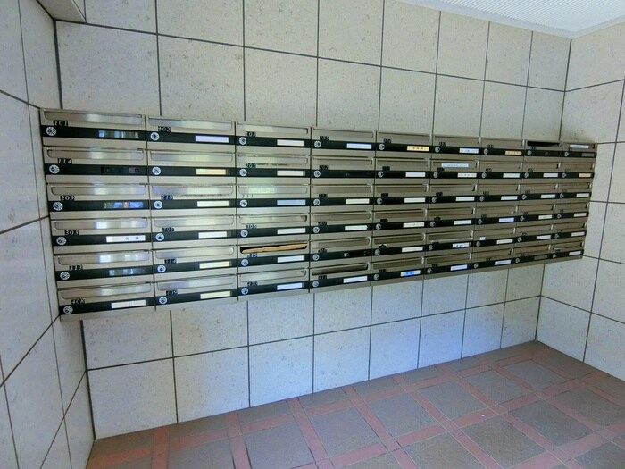 マ－ブル小手指の物件外観写真