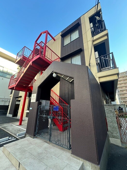 ＬＡＬＡヒルズの物件外観写真