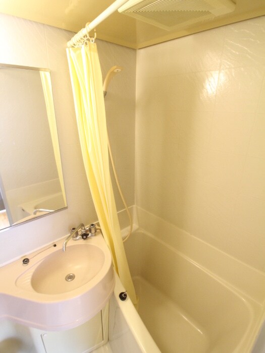 ローズガーデンＡ５７番館の物件内観写真