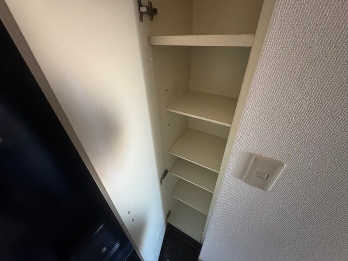 ローズガーデンＡ５７番館の物件内観写真